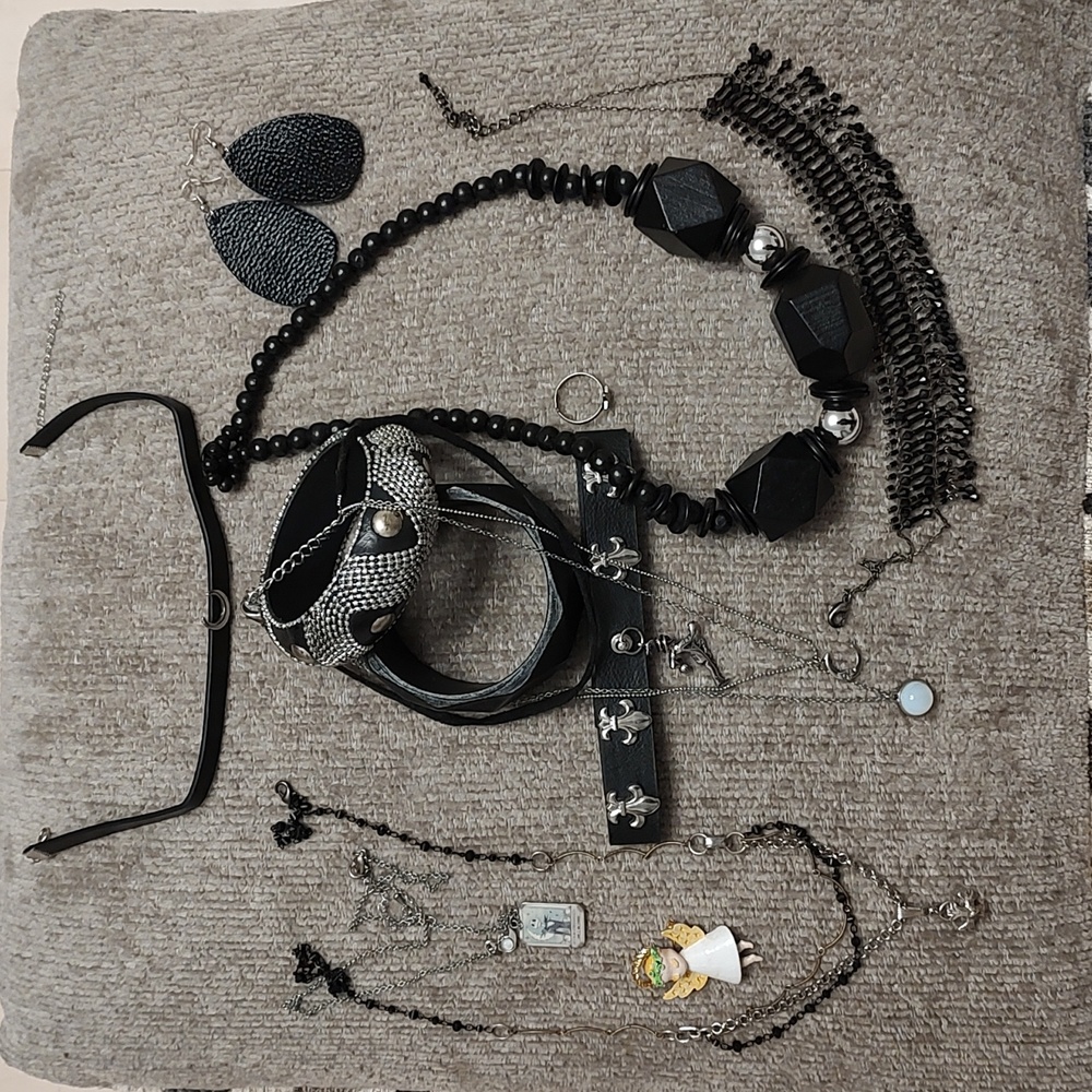 Goth Lot! - Picture 1 of 3